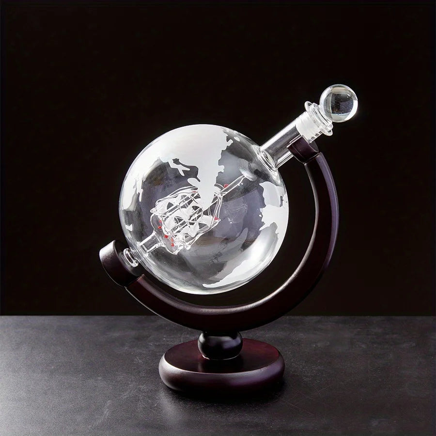 Globe Decanter Set with 2 Whisky Glasses